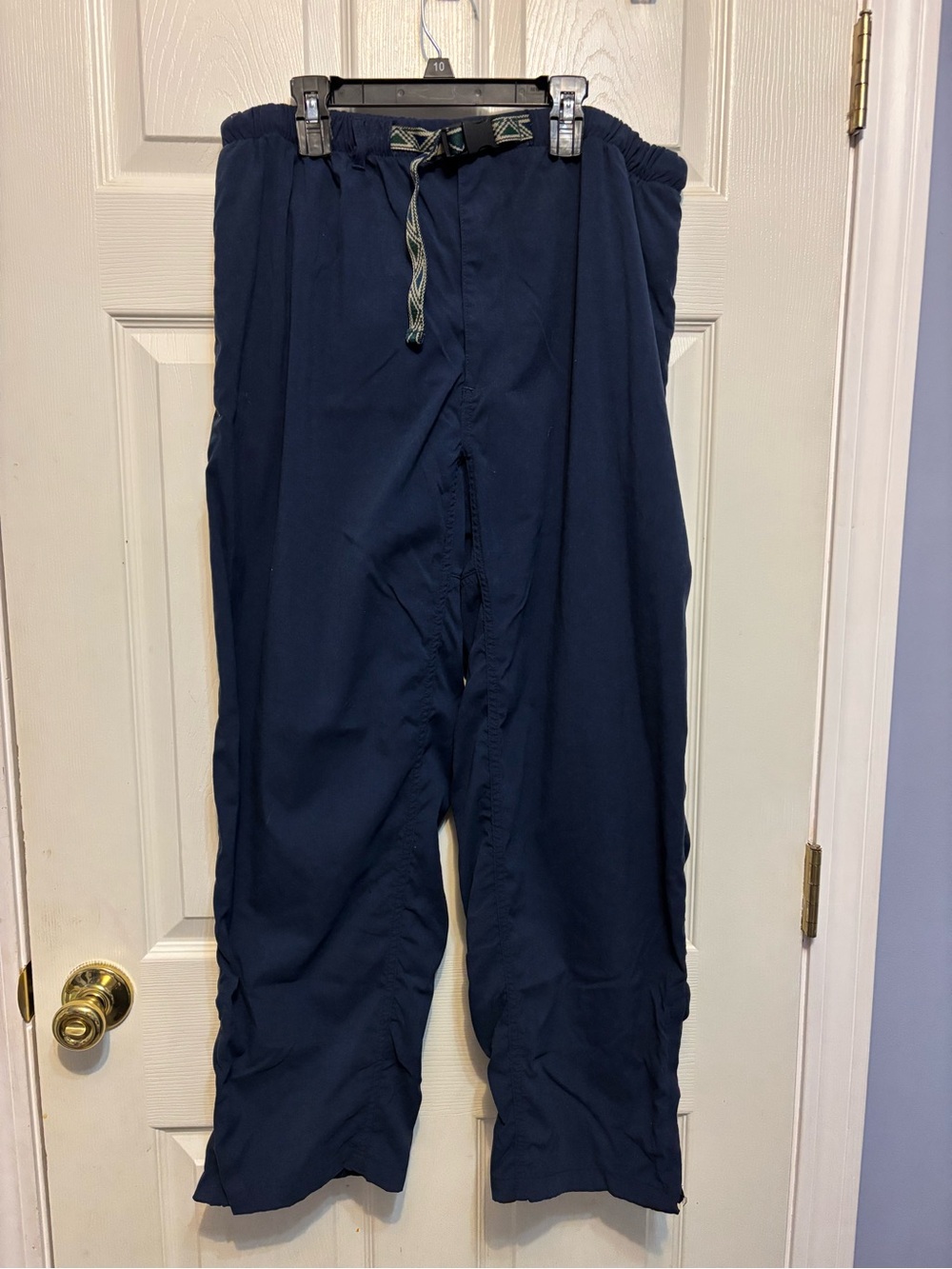 Vintage L.L. Bean Supplex  Nylon Athletic Windbreaker Pants in Navy - Large Pet